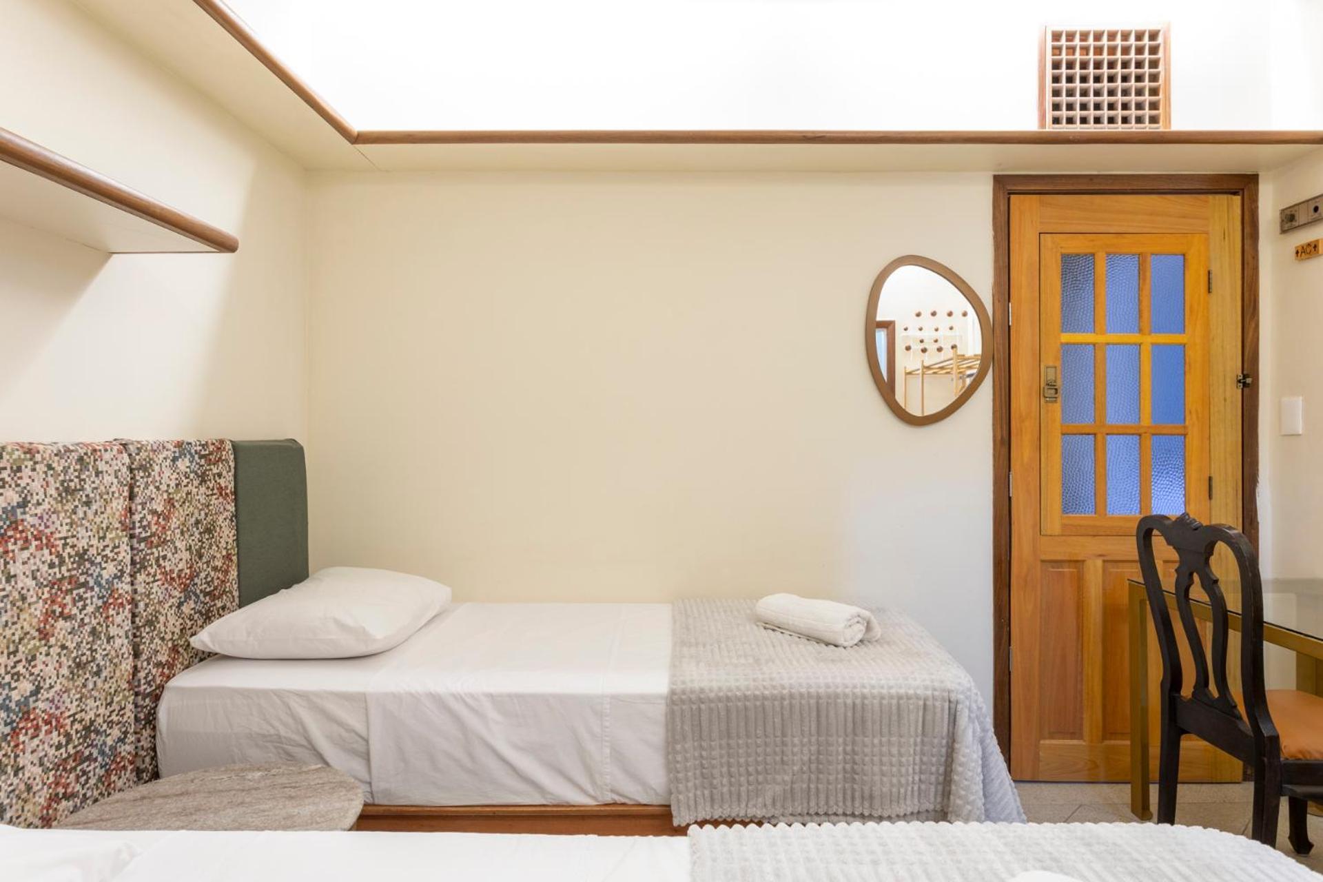 Chez Zany Boutique - Copacabana Hostel *